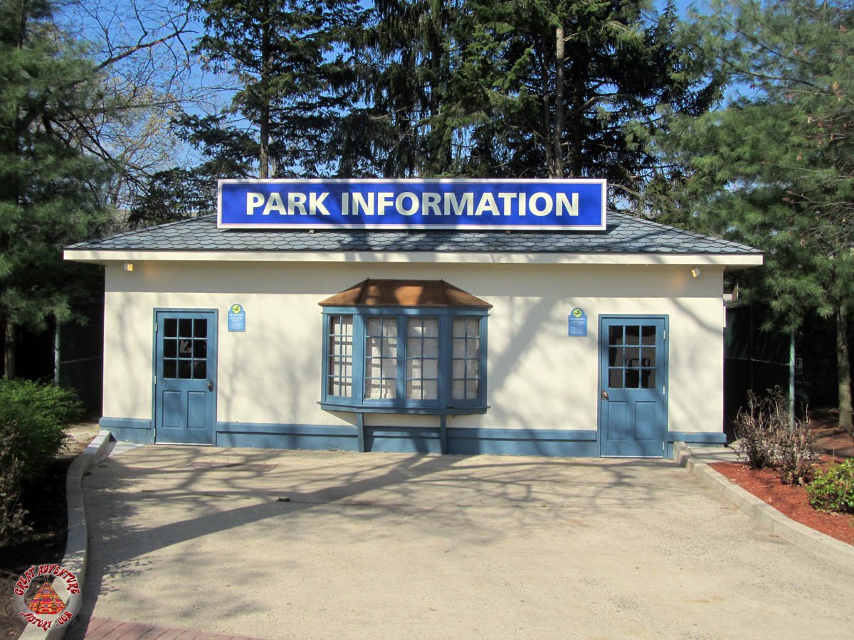 Front Gate Lockers At Six Flags Great Adventure